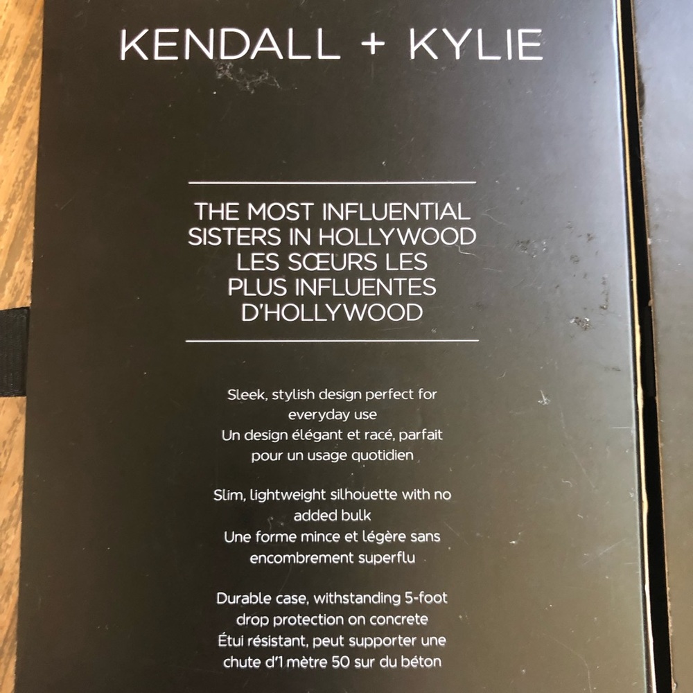 Phone cases - Picture 3 of 4